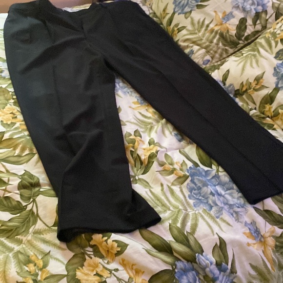 Haggar dress slacks used in good condition - Picture 3 of 6